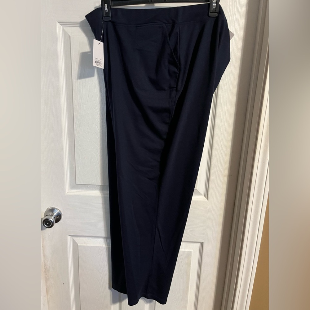 Croft & Barrow ladies casual pants.